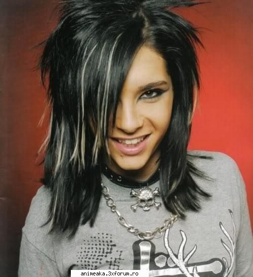 bill kaulitz aici vom pune poze vom vorbi despre bill.